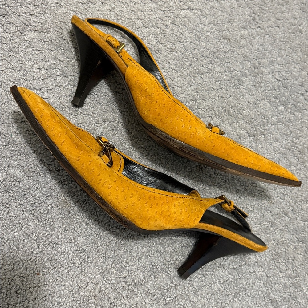 Prada Vintage Mustard Yellow Slingback Heels 40.5 - Picture 4 of 9